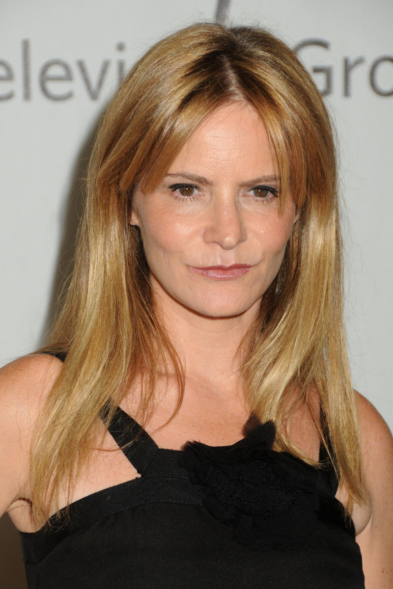 Jennifer Jason Leigh: pic #735255