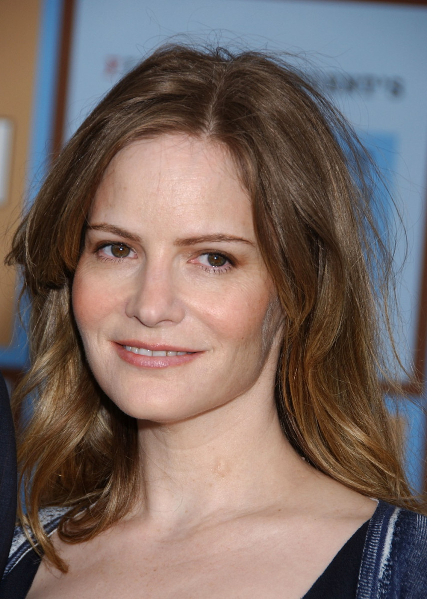 Jennifer Jason Leigh: pic #828847