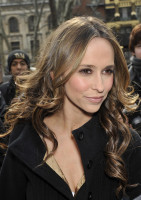 Jennifer Love Hewitt photo #