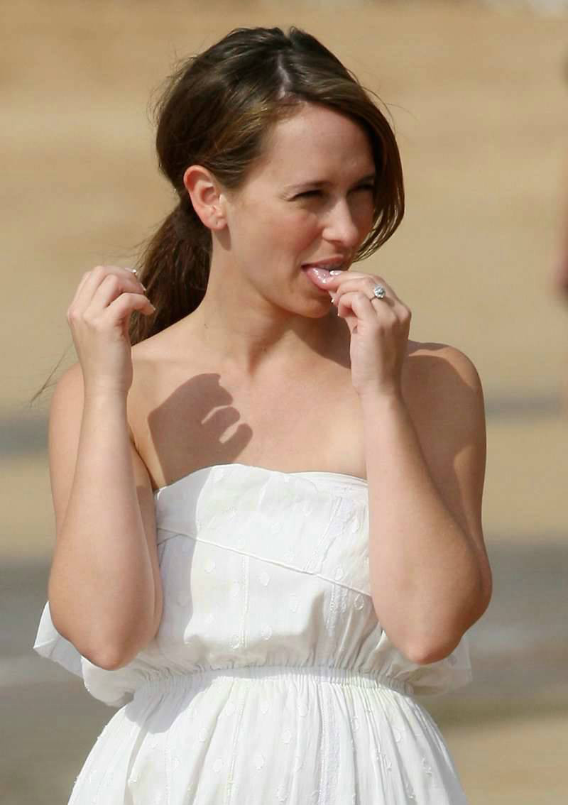 Jennifer Love Hewitt: pic #124270