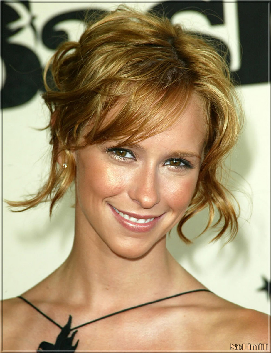 Jennifer Love Hewitt: pic #7684