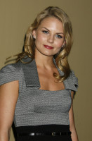 Jennifer Morrison photo #