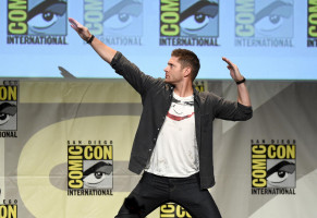 Jensen Ackles photo #