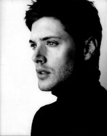 Jensen Ackles photo #