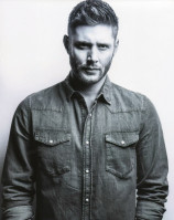 Jensen Ackles photo #