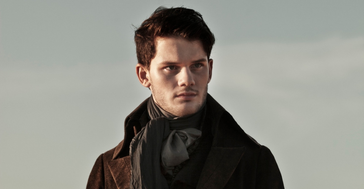 Jeremy Irvine: pic #711530