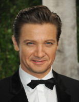 Jeremy Renner photo #