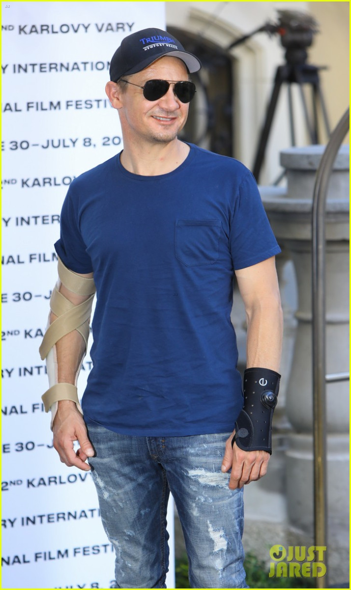 Jeremy Renner: pic #955864