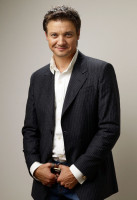 Jeremy Renner photo #