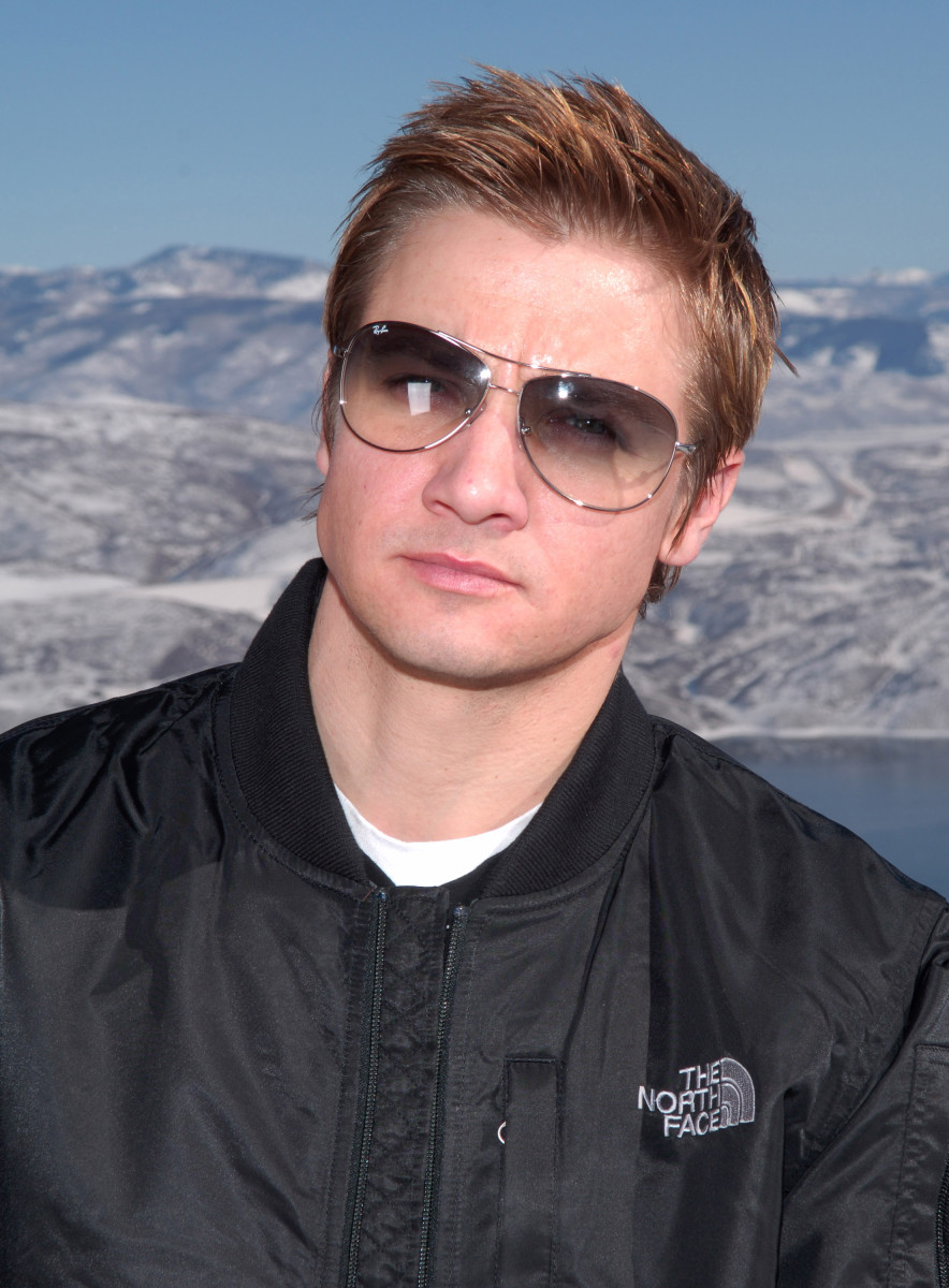 Jeremy Renner: pic #581923