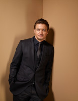 Jeremy Renner photo #