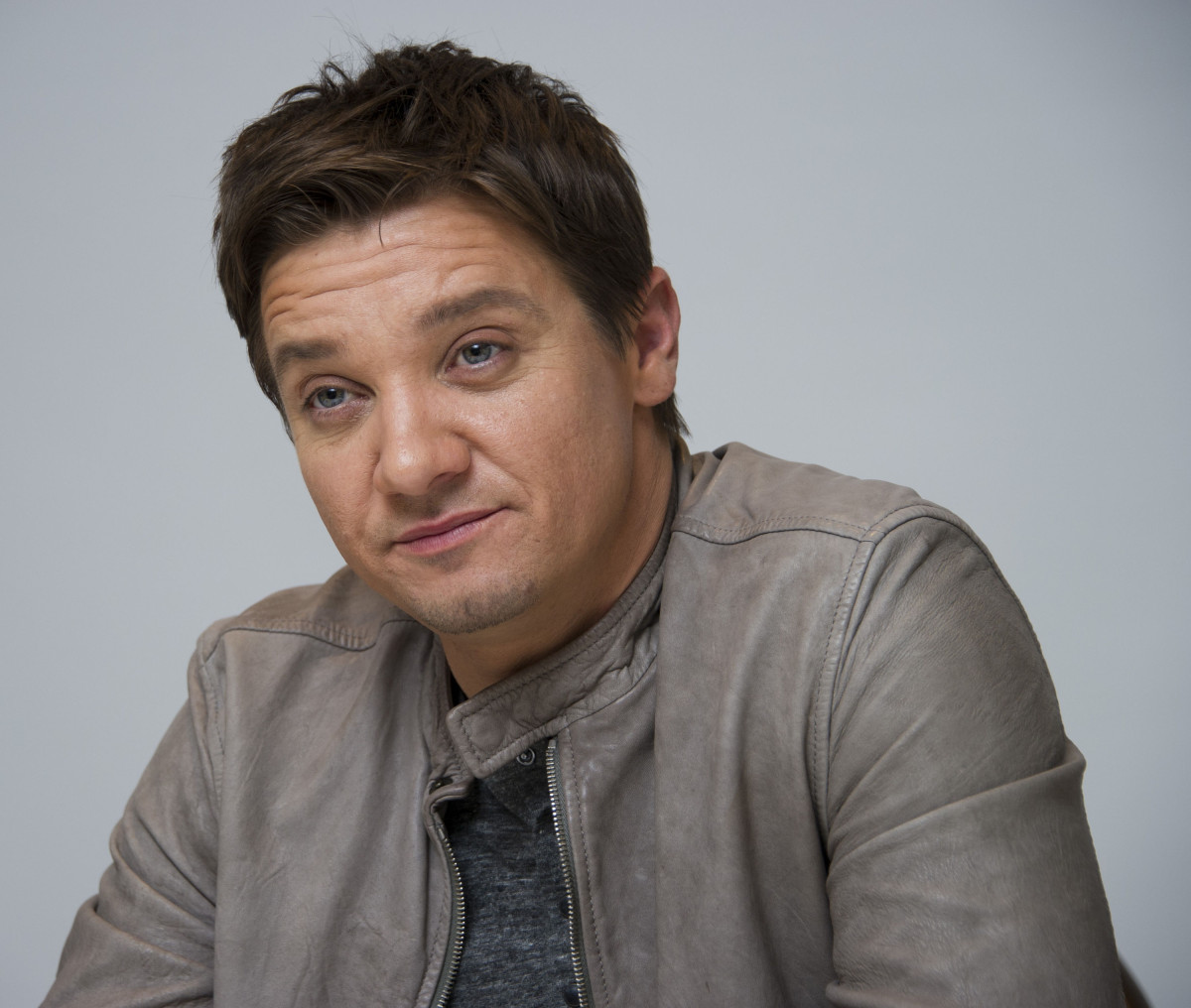 Jeremy Renner: pic #582145