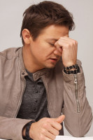 Jeremy Renner photo #