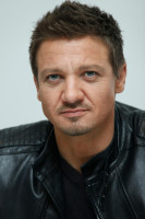 Jeremy Renner photo #