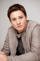 Jeremy Renner photo #