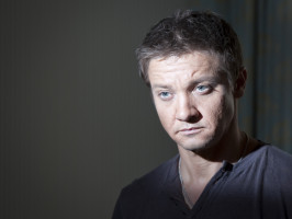 Jeremy Renner photo #