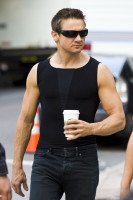 Jeremy Renner photo #