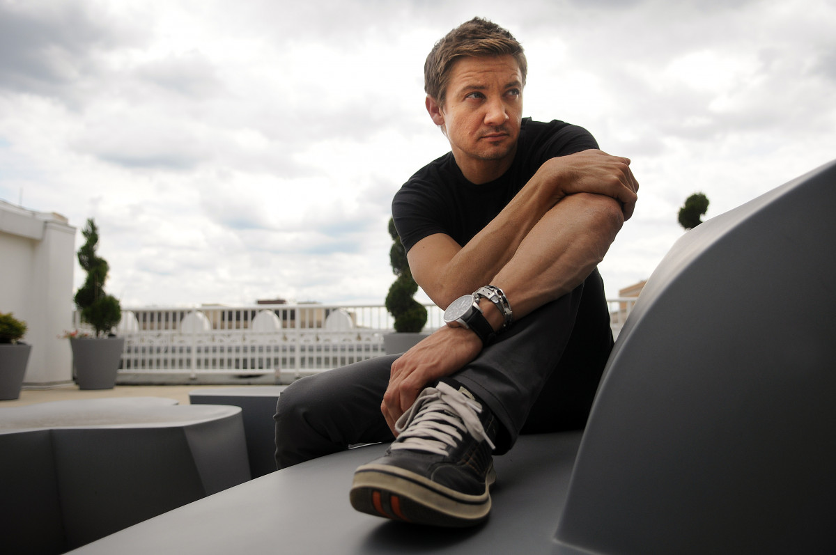 Jeremy Renner: pic #527353