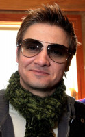 Jeremy Renner photo #