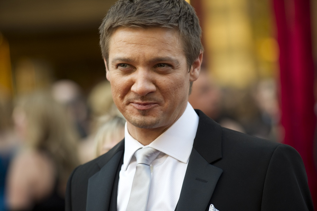 Jeremy Renner: pic #270806