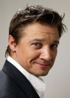 Jeremy Renner photo #