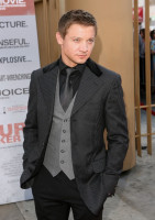 Jeremy Renner photo #