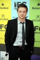 Jeremy Renner photo #