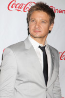 Jeremy Renner photo #