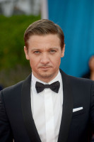 Jeremy Renner photo #