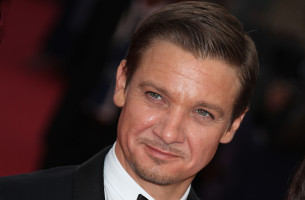 Jeremy Renner photo #