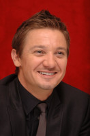 Jeremy Renner photo #