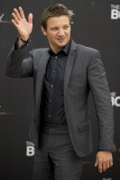 Jeremy Renner photo #