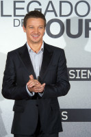 Jeremy Renner photo #