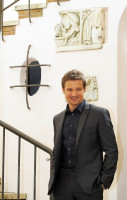 Jeremy Renner photo #