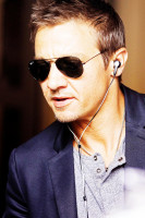 Jeremy Renner photo #