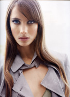 Jessica Miller photo #