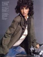Jessica Miller photo #
