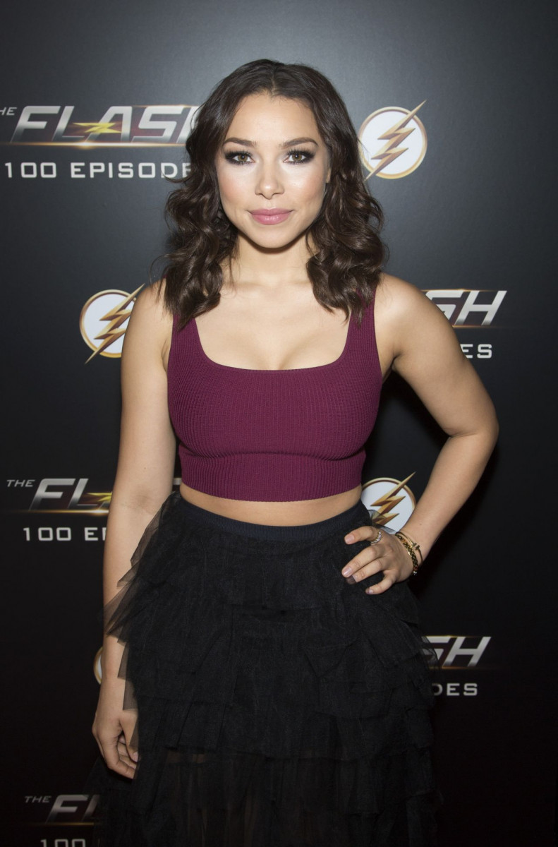 Jessica Parker Kennedy: pic #1086637