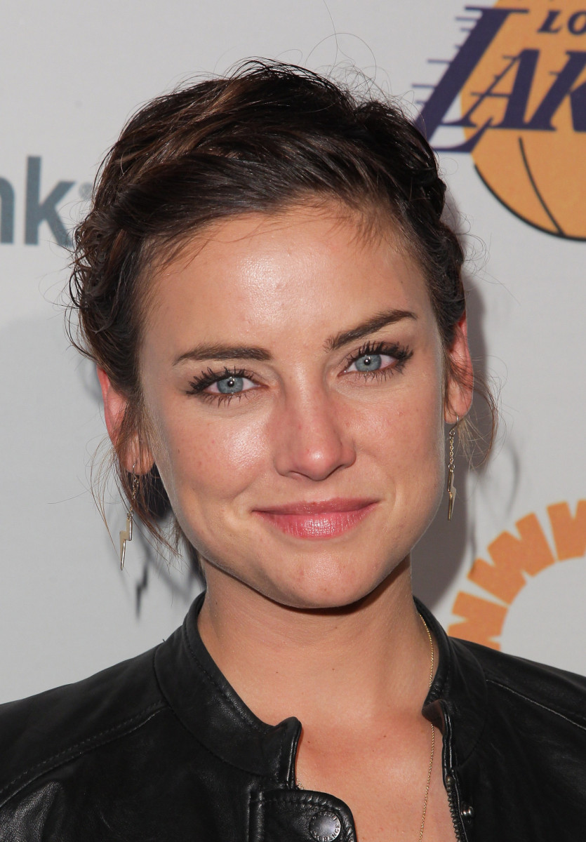 Jessica Stroup: pic #365945