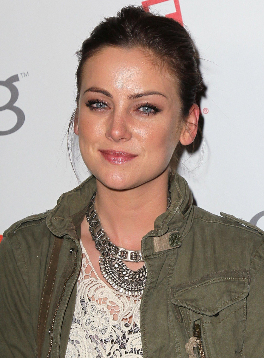 Jessica Stroup: pic #467938