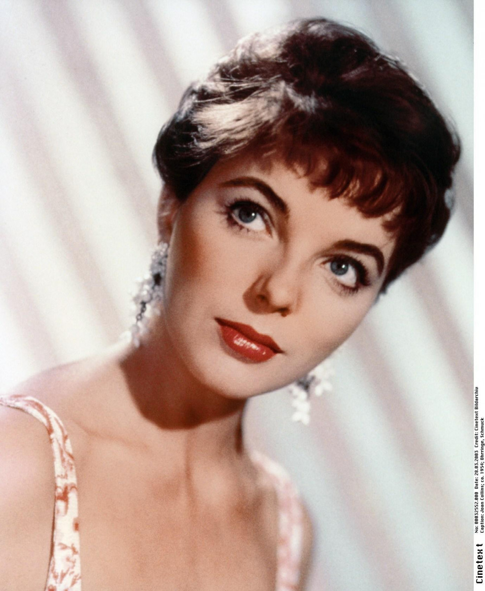 Joan Collins: pic #181567