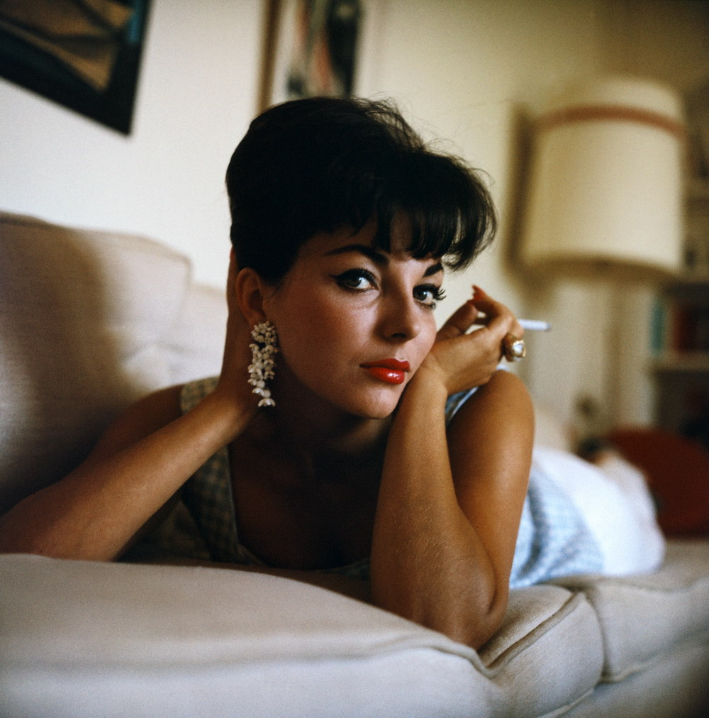 Joan Collins: pic #186612