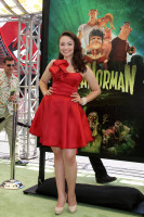 Jodelle Ferland photo #