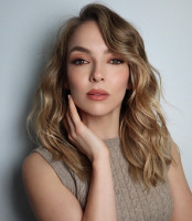 Jodie Comer photo #