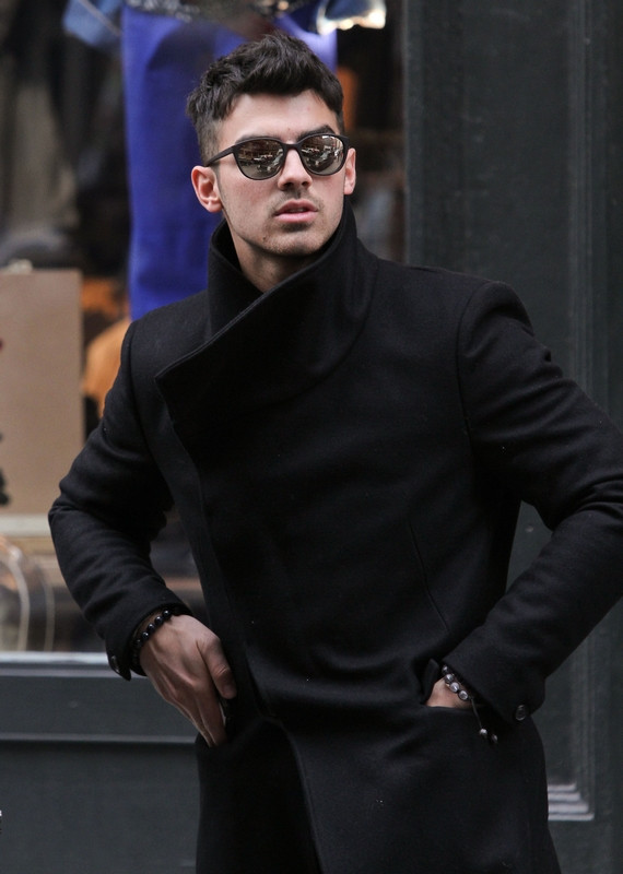 Joe Jonas: pic #446296