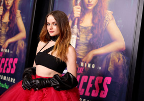 Joey King photo #