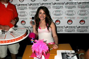 JoJo photo #