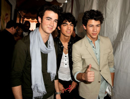 Jonas Brothers pic #154836