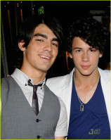 Jonas Brothers photo #