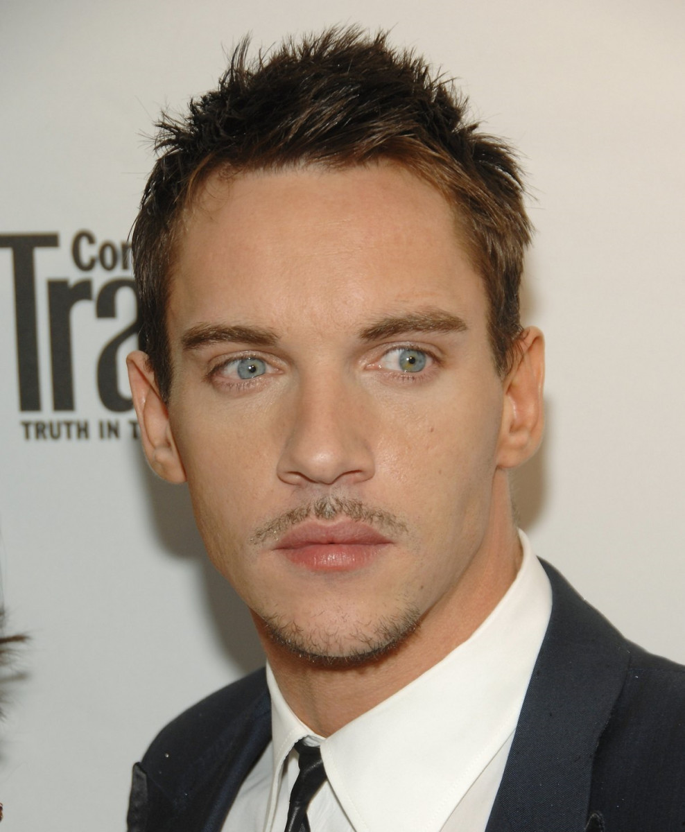 Jonathan Rhys-Meyers: pic #727518